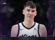 开云下载-NBA球队交易市场火爆交流频繁的简单介绍