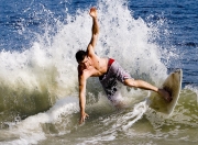 开云官网-赛道上的艺术，阿斯顿马丁轻取雷诺，维斯塔潘带队诠释完美胜利