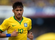 开云下载-南粤铁血鏖战高原之巅，浓眉哥率广东队力克掘金，诠释团队篮球真谛