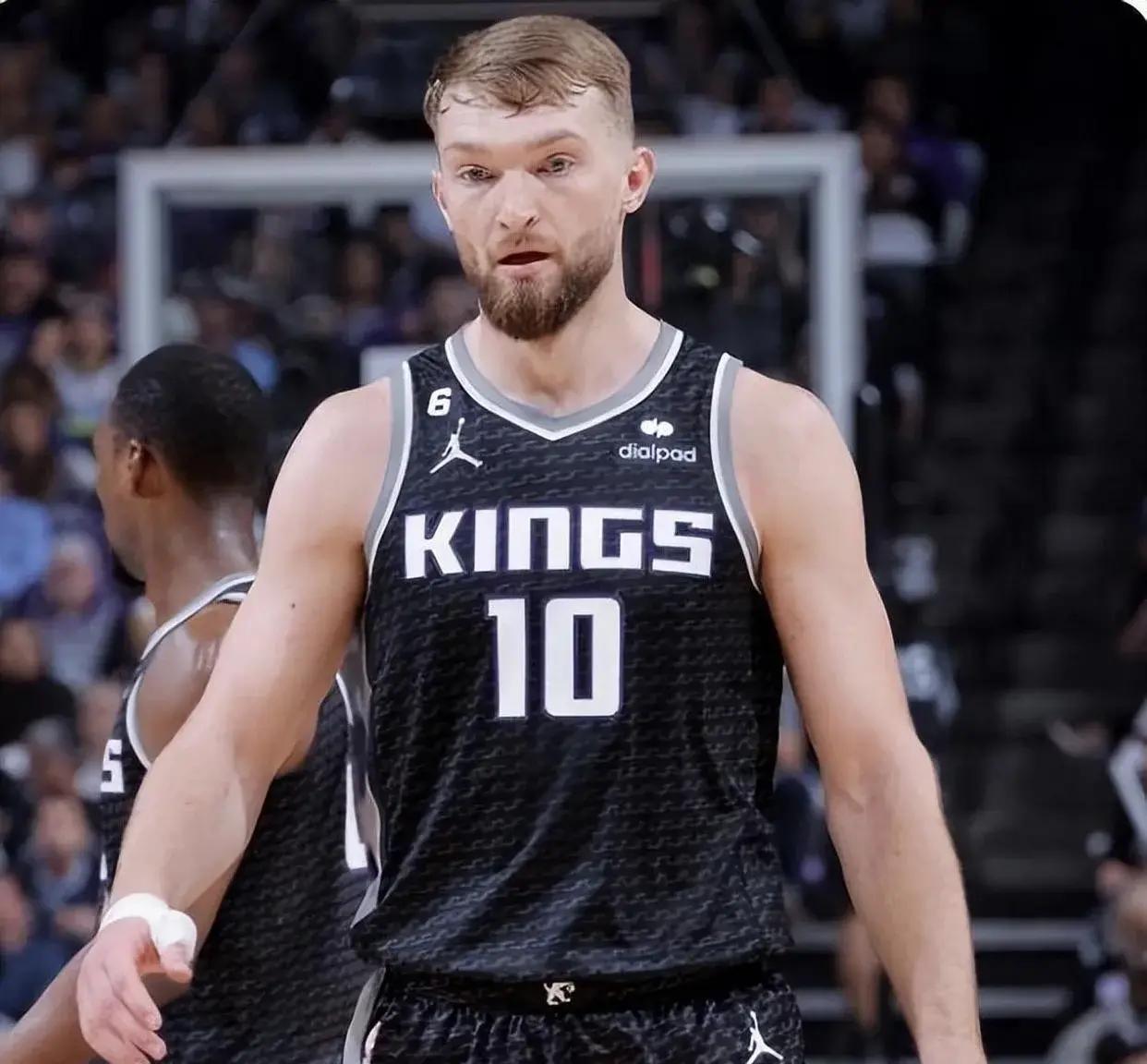 包含灰熊血洗国王,拉文送出助攻的词条 包含灰熊血洗国王,拉文送出助攻的词条