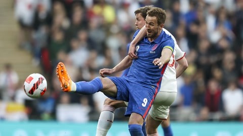 荷兰客场逆转瑞士，实力得到认可