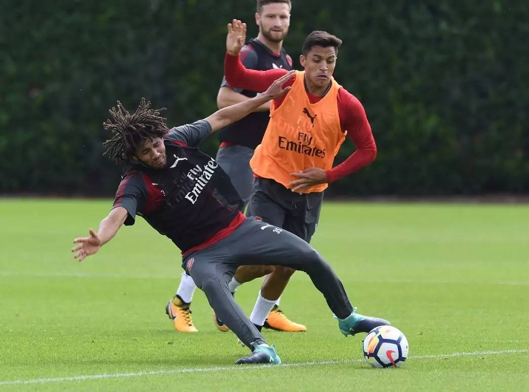 强强对话!顶尖球队争夺荣耀的简单介绍 强强对话!顶尖球队争夺荣耀的简单介绍