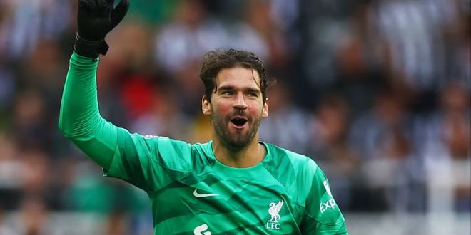 英超传奇守门员宣布退役，结束漫长职业生涯