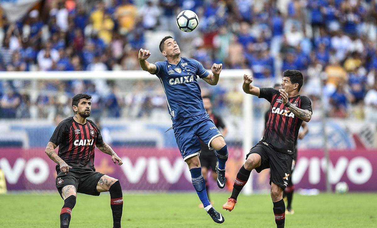 关于中场大战持续悬念，竞技水平持续提升的信息