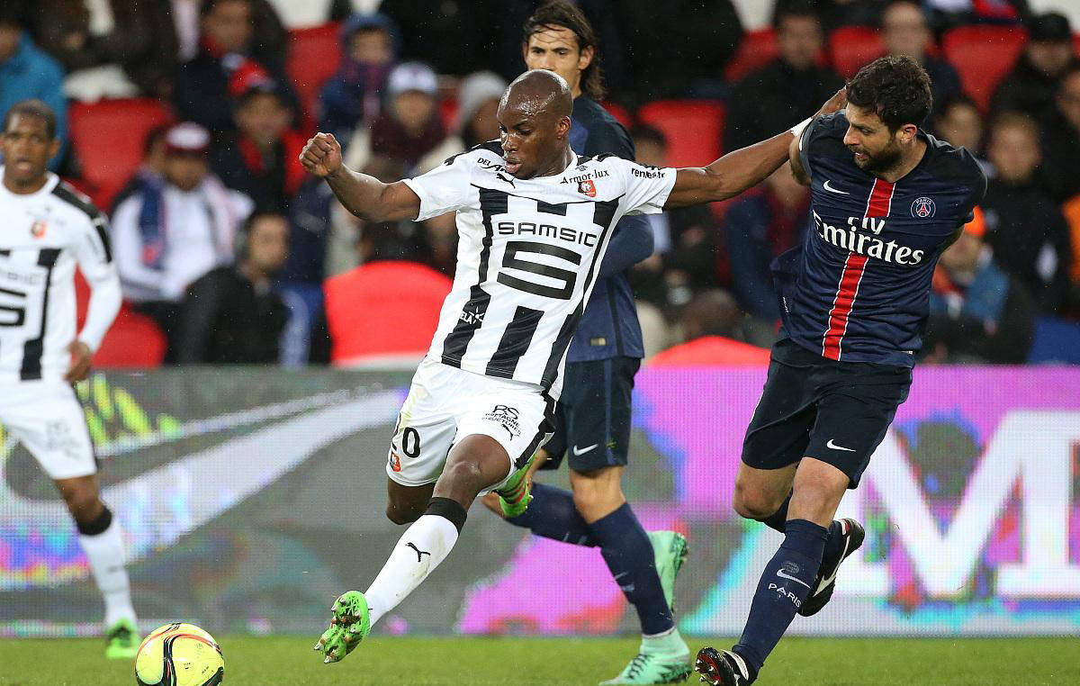 包含克罗托内主场战胜雷恩,取得胜利的词条 包含克罗托内主场战胜雷恩,取得胜利的词条