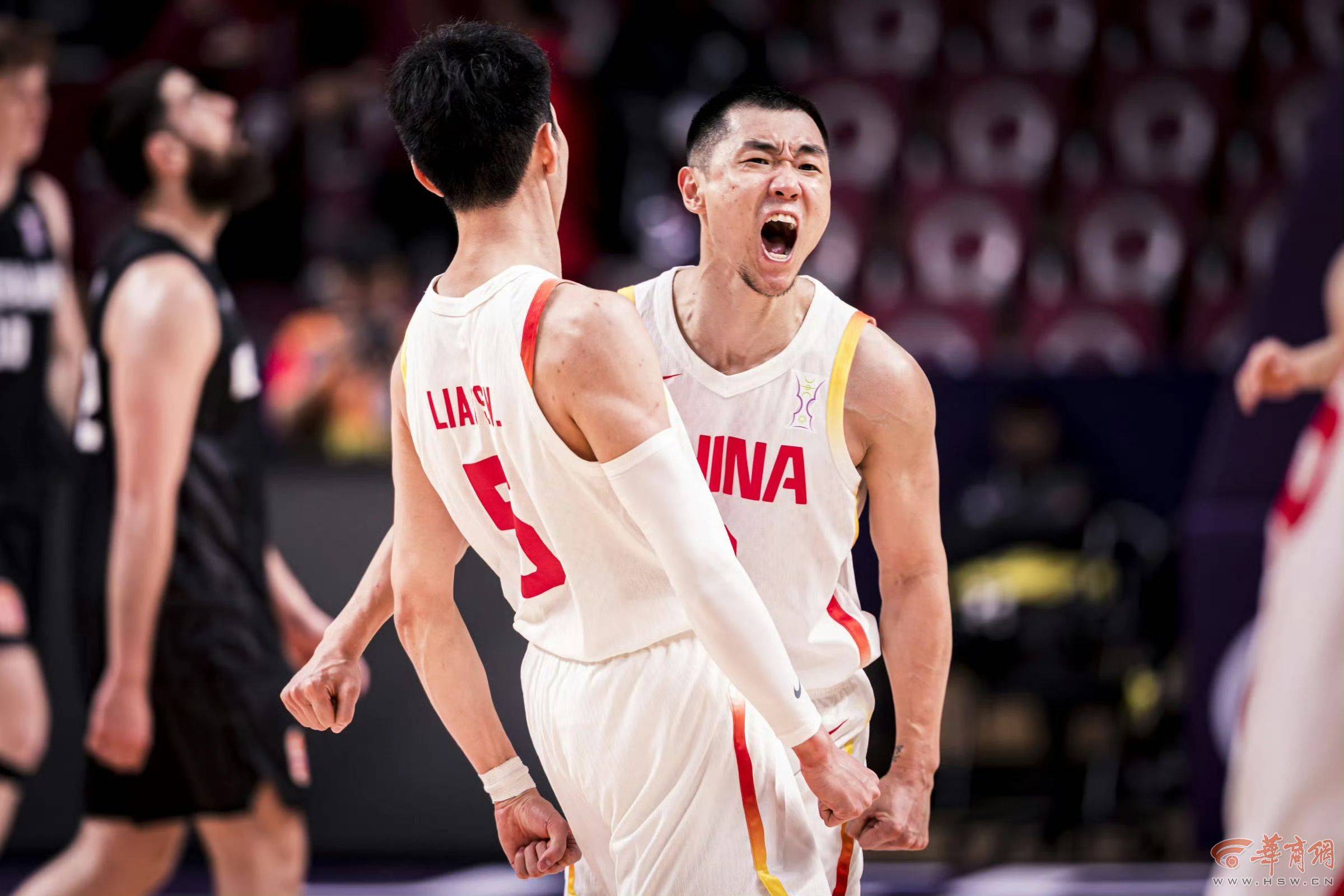 中国男篮爆冷希腊男篮,布克一己之力扛起全队的简单介绍 中国男篮爆冷希腊男篮,布克一己之力扛起全队的简单介绍