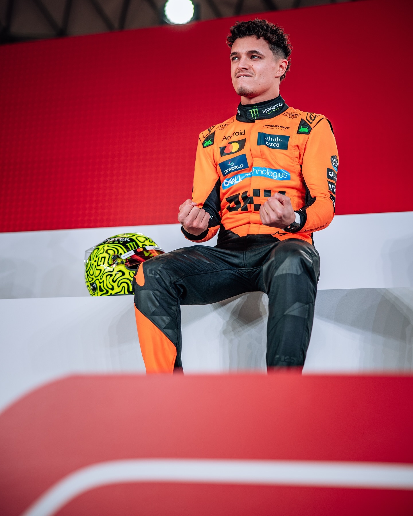 包含雷诺车队翻盘红牛二队,皮亚斯特里点燃赛场的词条 包含雷诺车队翻盘红牛二队,皮亚斯特里点燃赛场的词条