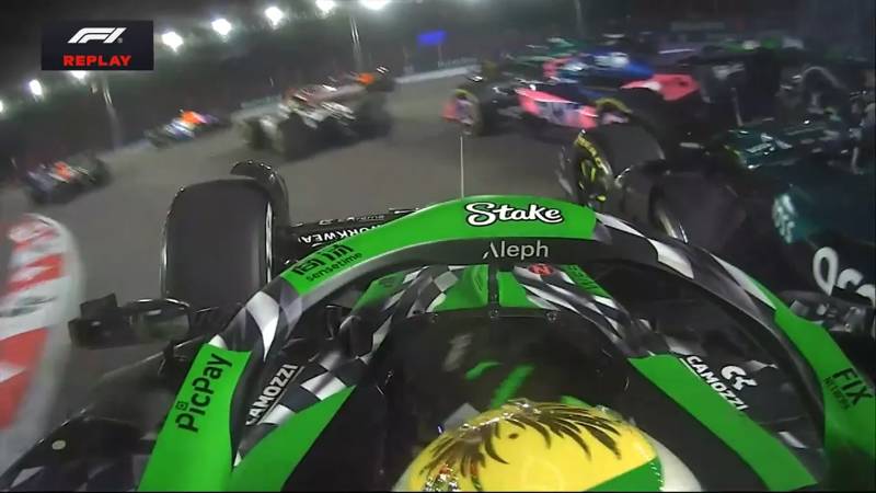 关于梅赛德斯碾压迈凯伦,维斯塔潘状态火热的信息 关于梅赛德斯碾压迈凯伦,维斯塔潘状态火热的信息