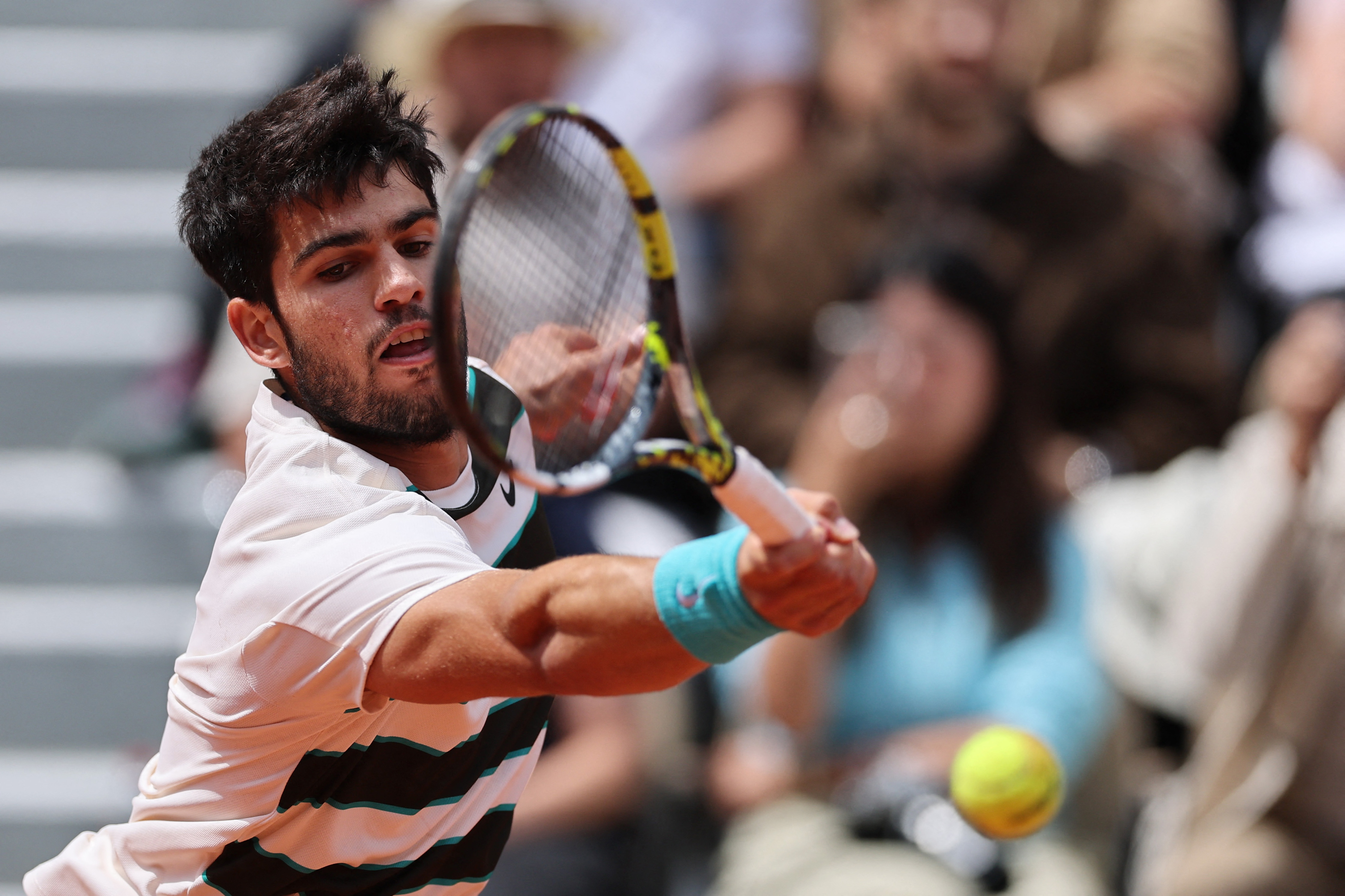 法网逆转拉沃尔杯，阿尔卡拉斯带队取胜