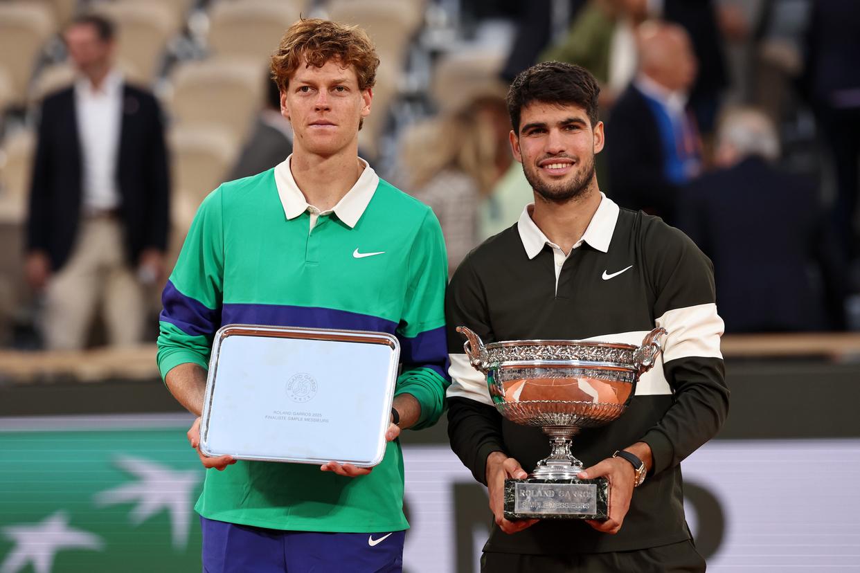 法网逆转拉沃尔杯，阿尔卡拉斯带队取胜