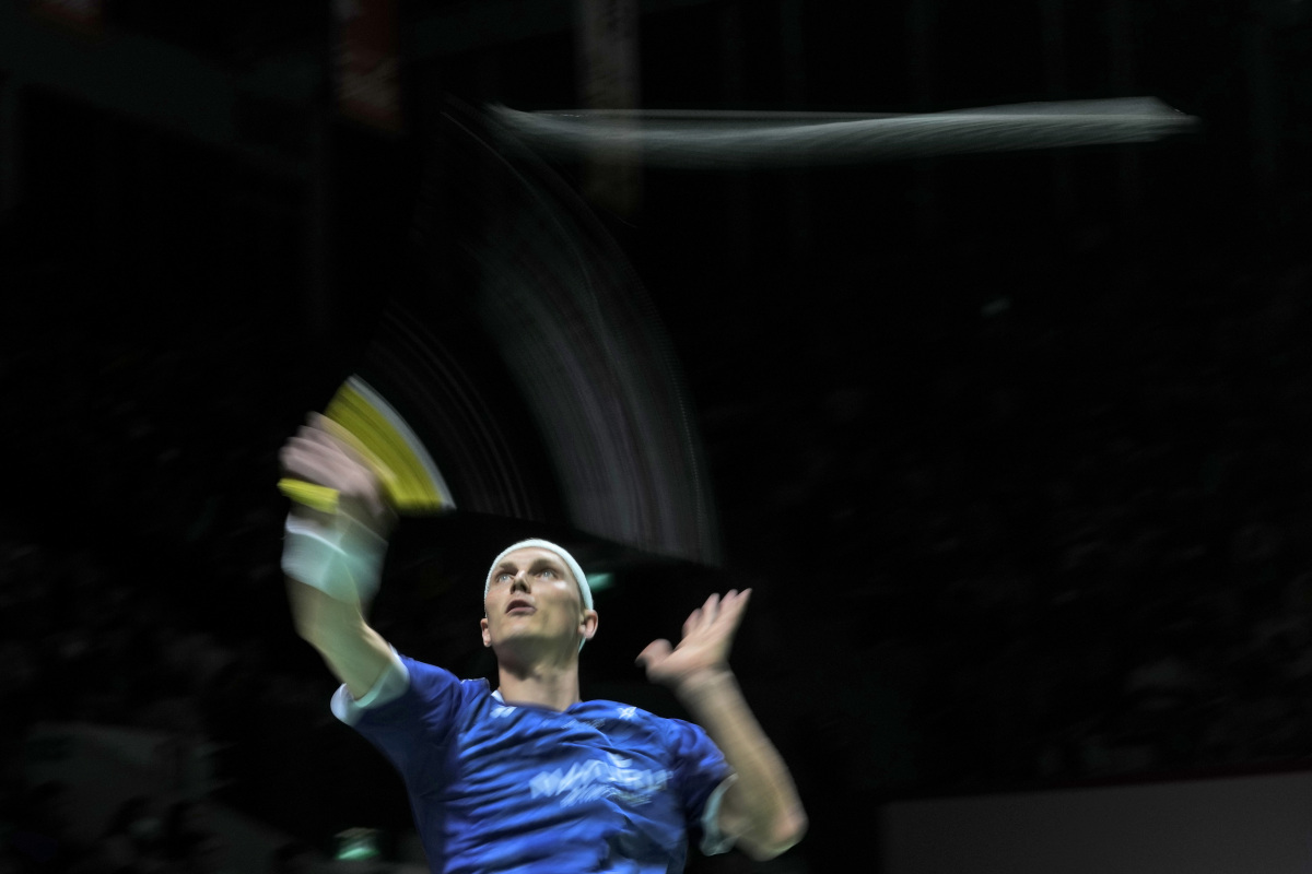 中国队横扫丹麦队，安赛龙统治全场