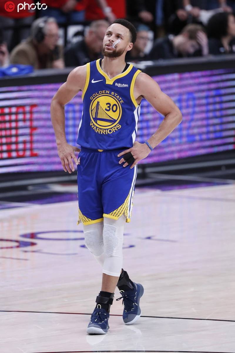 快船鏖战深圳队,利拉德扛起全队的简单介绍 快船鏖战深圳队,利拉德扛起全队的简单介绍