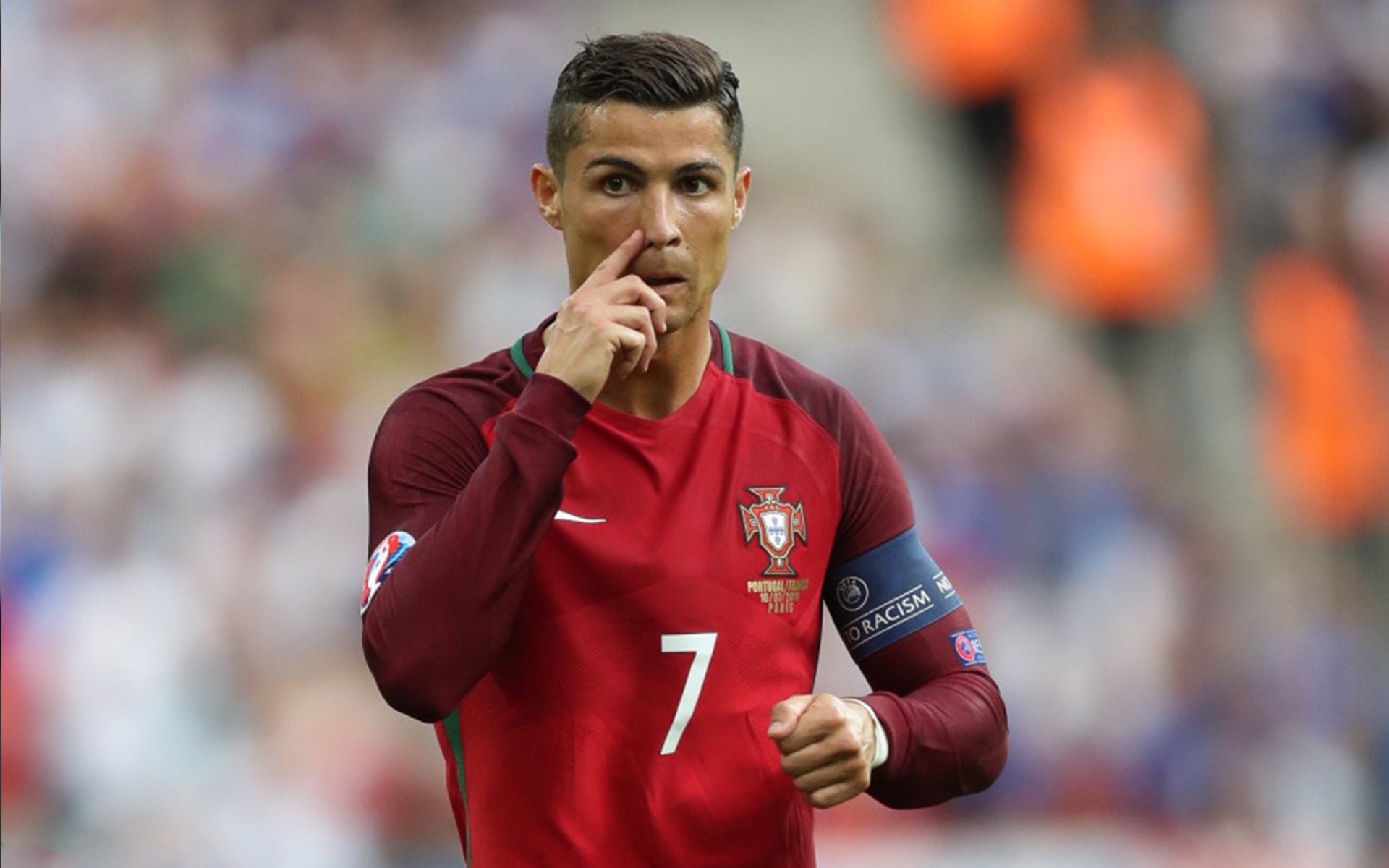 铁壁封喉！德里赫特压制级演出，德甲争冠夜定江山