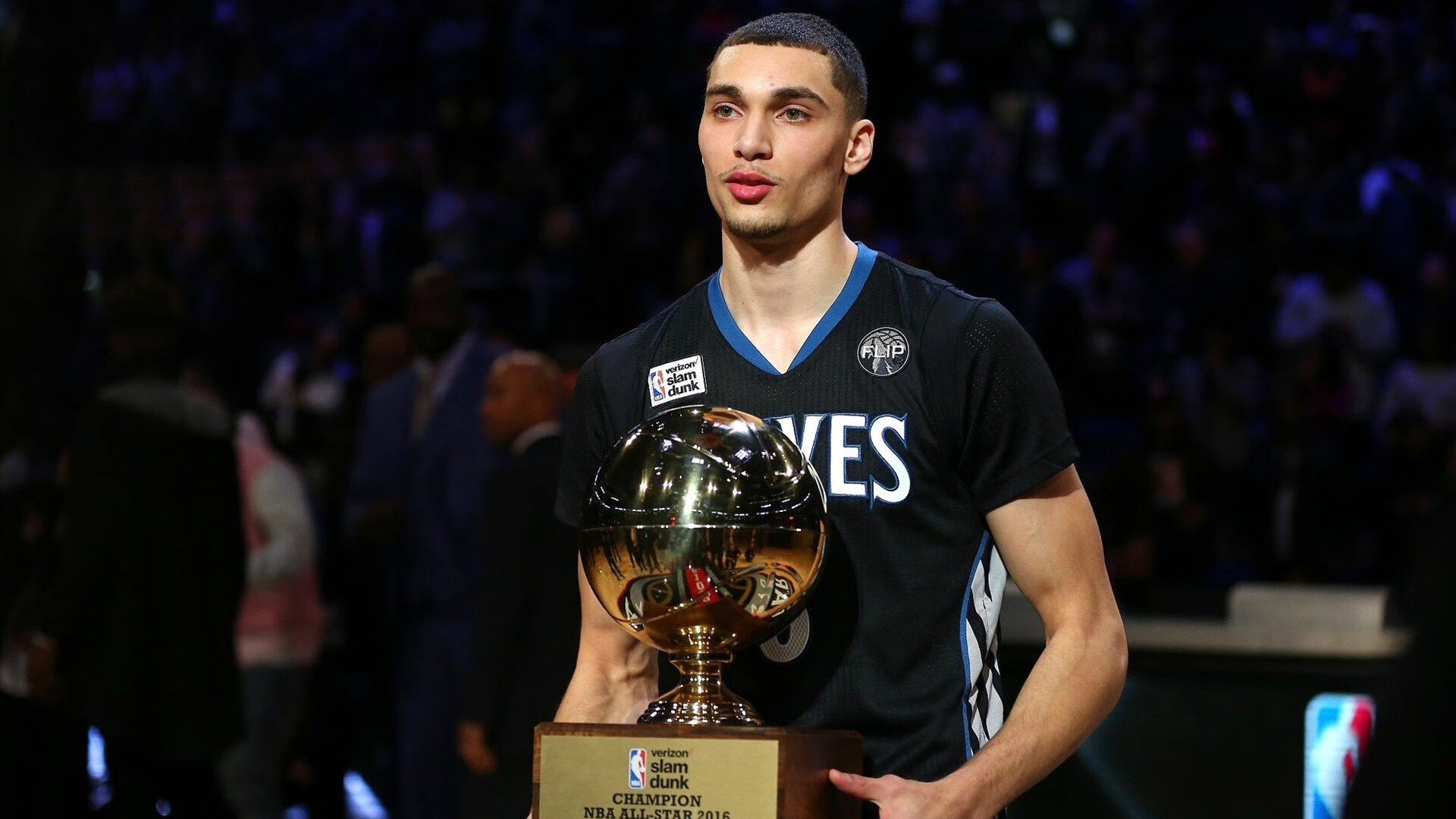 巴西铁骑踏破永恒之城，楚阿梅尼欧冠半决赛封神夜